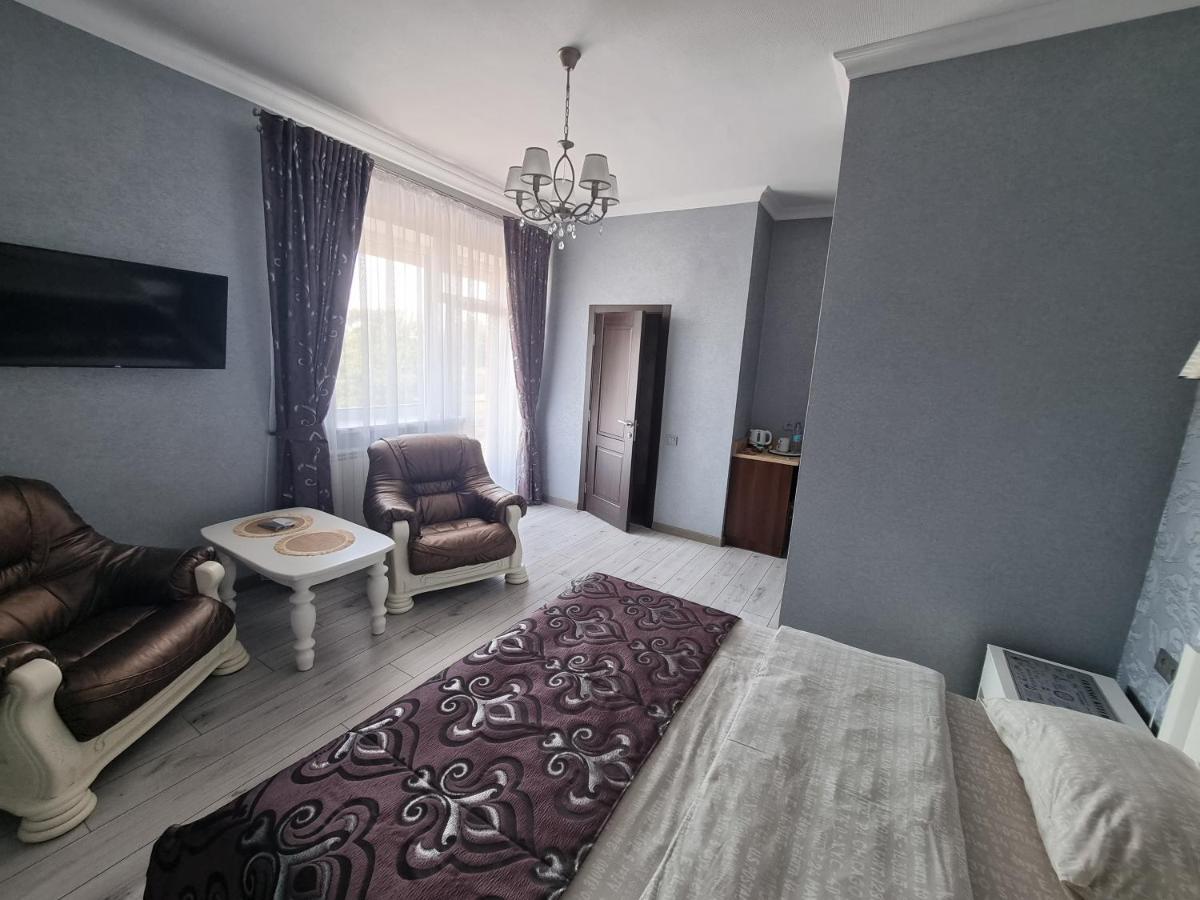 Hotel Ник Аэро Charków Zewnętrze zdjęcie